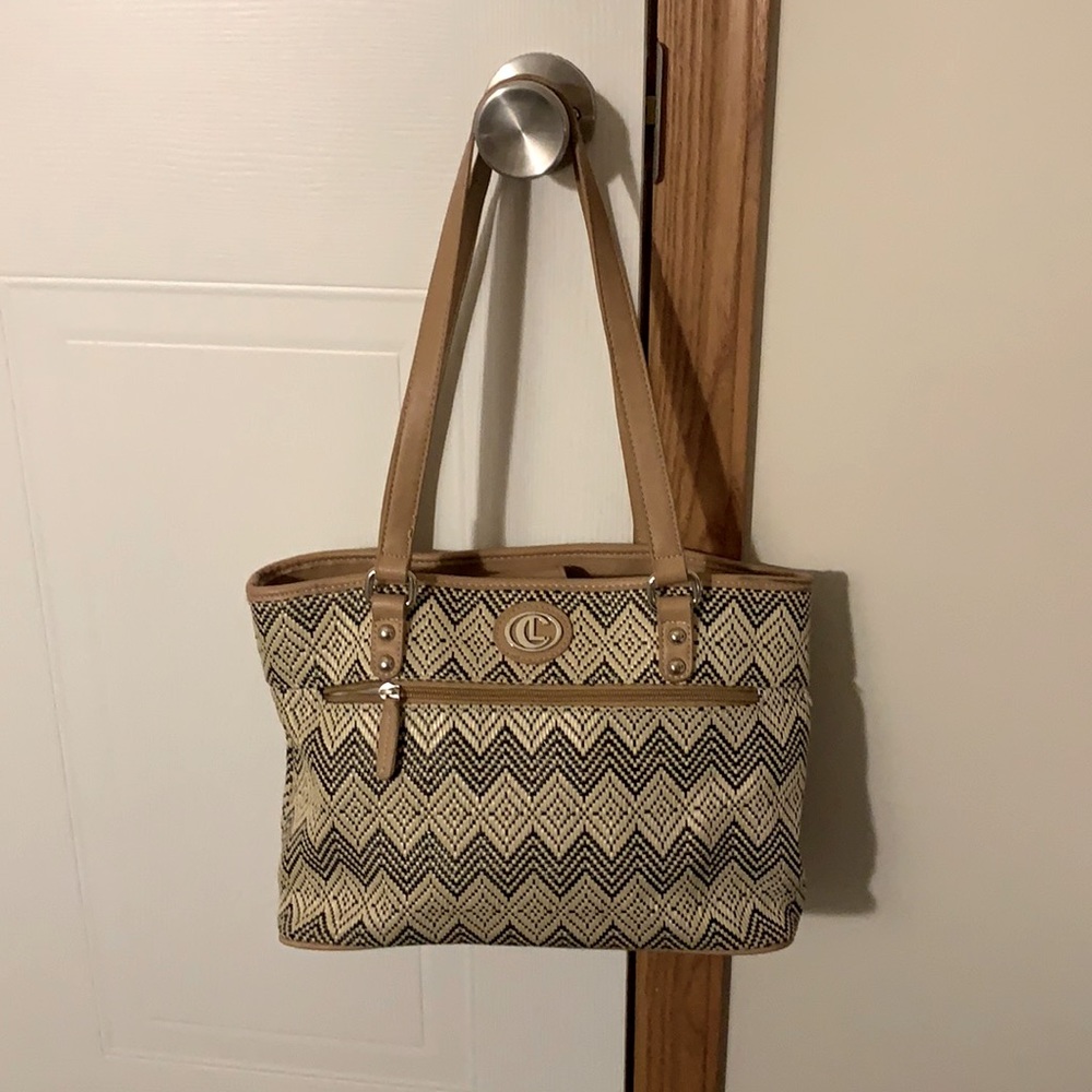 CL Shoulder Bag